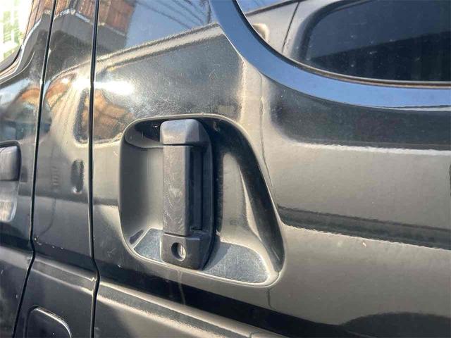 ハイエースバン ＤＸ　ＧＬパッケージ　ドライブレコーダー　ＥＴＣ　バックカメラ　ナビ　ＴＶ　両側スライドドア　キーレスエントリー　電動格納ミラー　ＣＶＴ　ＣＤ　ＵＳＢ　ミュージックプレイヤー接続可　エアコン　パワーステアリング（26枚目）