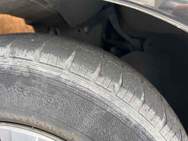 ハイエースバン ＤＸ　ＧＬパッケージ　ドライブレコーダー　ＥＴＣ　バックカメラ　ナビ　ＴＶ　両側スライドドア　キーレスエントリー　電動格納ミラー　ＣＶＴ　ＣＤ　ＵＳＢ　ミュージックプレイヤー接続可　エアコン　パワーステアリング（29枚目）