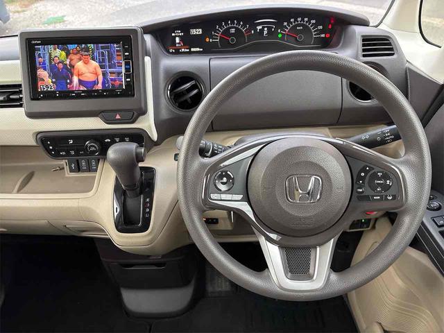 Ｎ－ＢＯＸ Ｇ・Ｌホンダセンシング　ＥＴＣ　バックカメラ　両側スライド・片側電動　ナビ　ＴＶ　クリアランスソナー　オートクルーズコントロール　レーンアシスト　衝突被害軽減システム　オートライト　スマートキー　アイドリングストップ（3枚目）