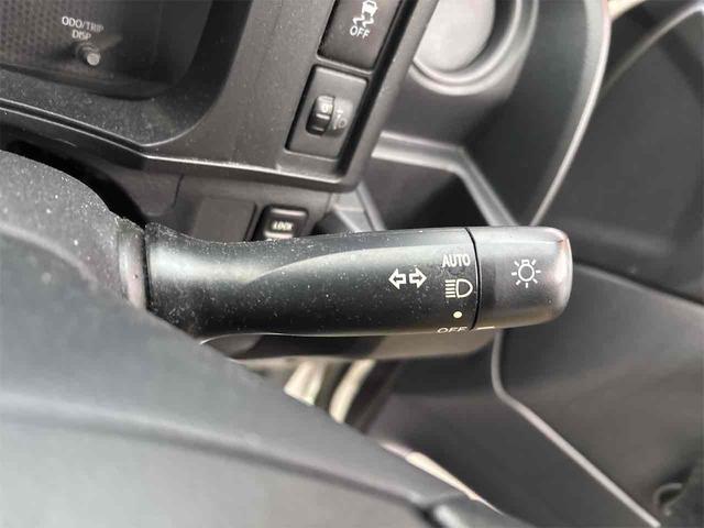 �I�[�g���C�g�́A�t���Y�������Y���h�����Ƃ��ł��܂��B�������H�Ȃǂ̃g���l���Ȃǂɂ��𗧂��܂��B