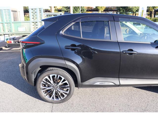 ヤリスクロス ハイブリッドＺ　１年保証付　スマートアシスト　自社ユーザー様下取車　ワンオーナー　４ＷＤ　純正ナビ　地デジ　ブルートゥース　全方位カメラ　前後ドラレコ　左右シートヒーター　ＬＥＤヘッド　クルコン　スマートキー　禁煙車（9枚目）