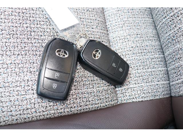 ヤリスクロス ハイブリッドＺ　１年保証付　スマートアシスト　自社ユーザー様下取車　ワンオーナー　４ＷＤ　純正ナビ　地デジ　ブルートゥース　全方位カメラ　前後ドラレコ　左右シートヒーター　ＬＥＤヘッド　クルコン　スマートキー　禁煙車（40枚目）