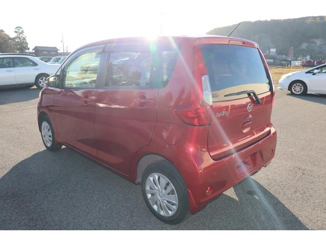 デイズ X 1年保証付 スマートアシスト 純正ナビ フルセグTV ブルートゥース アラウンドヴューモニター ナビ連動ドラレコ スマートキー 禁煙車(13枚目)