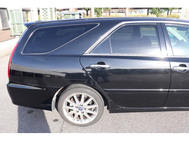 マークIIブリット ２．０ｉＲ　リミテッド　純正ＤＶＤナビ　ＨＩＤヘッド　純正１７インチアルミ　キーレスキー　禁煙車（9枚目）