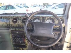 ��Ź�Ǥ���ż֤�¿����Ƥ�����ĺ�����ͤˡ��軰�Ե��أΣУ�ˡ�͡����ܼ�ư�ִ��궨��˸�������ꤷ�����֤Υ���ǥ�����󥷡��Ȥ��������Ƥ���ޤ��� 4