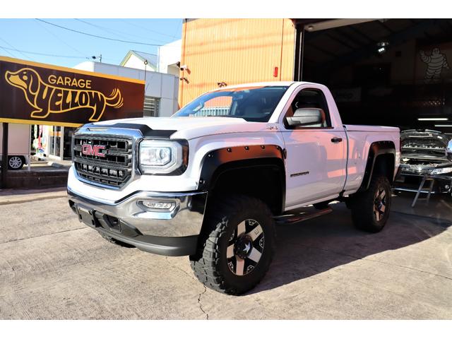 ＧＭＣシエラ ベースグレード　２０１６年　新車並行　５．３Ｌ　ショートベッド　レギュラーキャブ　４×４　社外ナビ　バックカメラ　リフトアップ　ベンチシート（4枚目）