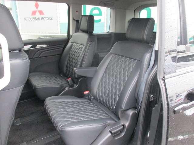 デリカD:5 ブラックエディション(13枚目)