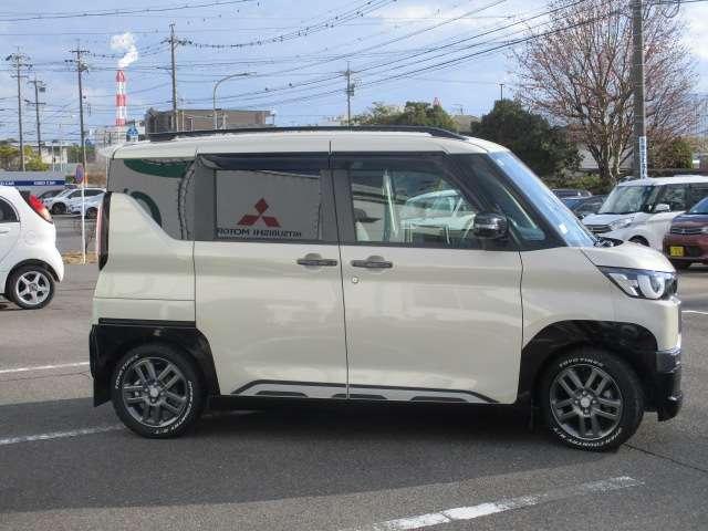 デリカミニ Ｔ　プレミアム　ナビ付き（5枚目）