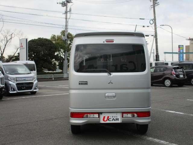 �c�Ǝ��Ԃ͂P�O�F�O�O�`�P�W�F�O�O�܂łł��B