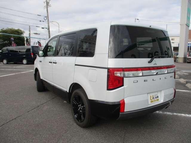 �������̓{�f�B�[�̍����ɕt���Ă��܂��B�f�B�[�[���Ԃł��B