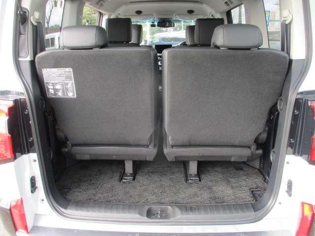 �׎��X�y�[�X�ł��B�T�[�h�V�[�g�����ɒ��ˏグ��ƍL���X�y�[�X�ɂȂ�܂��B