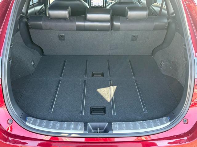 ハリアー エレガンス　ＧＲスポーツ　４ＷＤ　ターボ　電動シェード付きサンルーフ　１オーナー　禁煙車　９インチメモリナビ　バックカメラ　ＥＴＣ２．０　ナビ連動ドラレコ　トヨタセーフティセンス　ＧＲ専用１９インチアルミ　寒冷地仕様（50枚目）