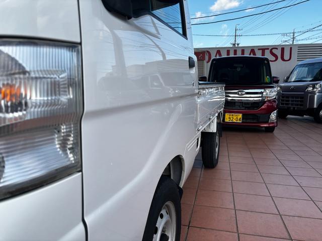 ハイゼットトラック エアコン・パワステスペシャルVS ワンオーナー 禁煙車 4WD 5速MT車 エアコン パワステ ETC カーナビ ドアバイザー ライトレベライザー あおりチェーン 荷台ゴムマット ゲートプロテクター 整備記録簿(19枚目)