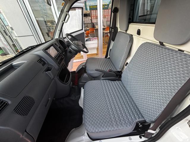 ハイゼットトラック エアコン・パワステスペシャルVS ワンオーナー 禁煙車 4WD 5速MT車 エアコン パワステ ETC カーナビ ドアバイザー ライトレベライザー あおりチェーン 荷台ゴムマット ゲートプロテクター 整備記録簿(42枚目)