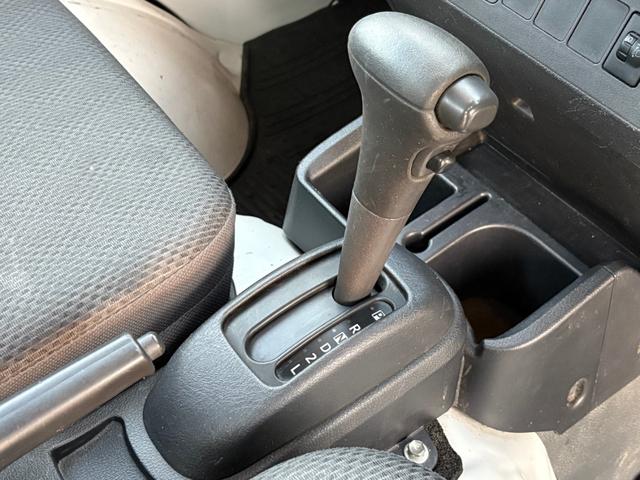 ハイゼットトラック 多目的ダンプ　パートタイム４ＷＤ　４速オートマ　電動ダンプ　エアコン　パワステ　３方開　ラジオ　タイミングチェーン　実走行６１，３５７ｋｍ（20枚目）