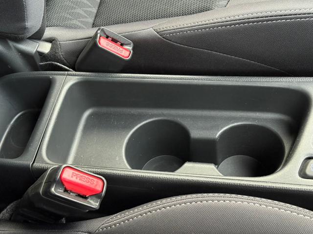 良質Ｕ－Ｃａｒに安心の『１ヵ月ｏｒ３，０００ｋｍ保証付き』で販売します。ご納車後のアフターサービスも指定工場完備だから安心です。別途有償の延長保証サービスのご用意もございます、お気軽にご相談下さい！