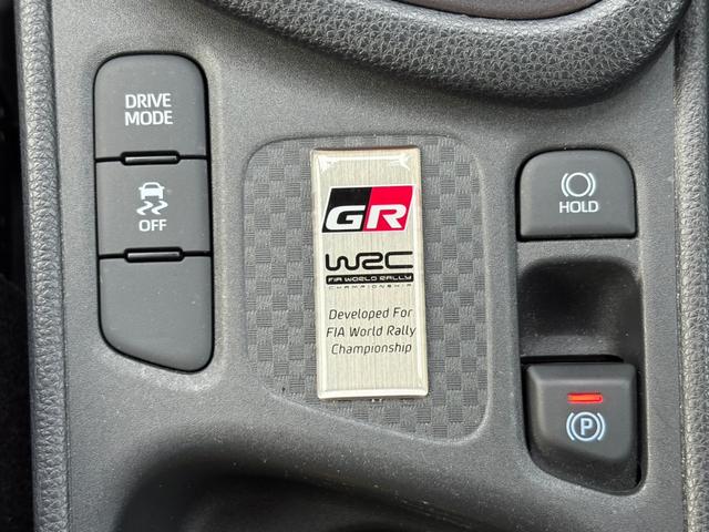 気になるお車はお早めに【検討中リスト／お気に入り】に追加して下さい！グー無料お見積りも大歓迎！【在庫お問合せ／見積り依頼】ボタンをクリックしていただくと、お見積りの詳細やご質問にもお答えいたします！