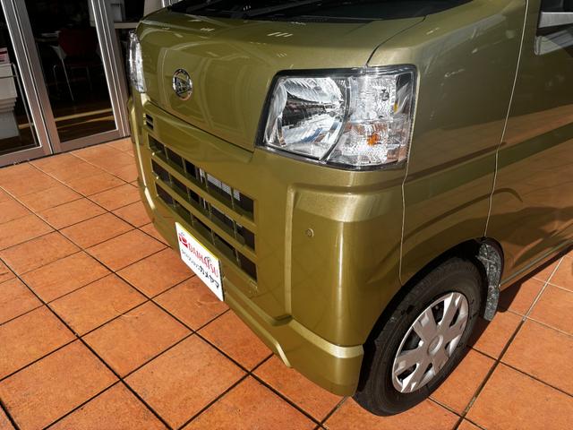 ハイゼットカーゴ デッキバンＧ　ワンオーナー　禁煙　スマートキー　両側スライドドア　前側パワーウィンドー　電動格納ドアミラー　ルーフコンソール　衝突被害軽減ブレーキ　クリアランスソナー　アイドリングストップ　エアコン　パワステ（17枚目）