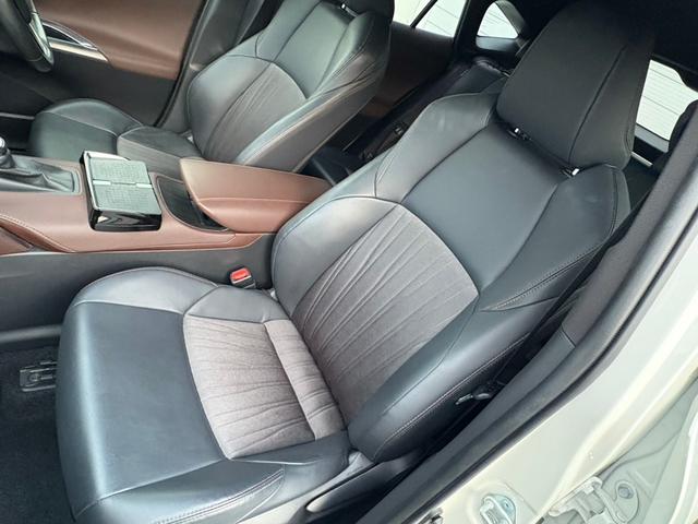 ハリアーハイブリッド Ｇ　１オーナー★禁煙車★８型ナビ★バックカメラ★ＥＴＣ２．０★ＡｐｐｌｅＣａｒｐｌａｙ＆ａｎｄｒｏｉｄａｕｔｏ対応★ハーフレザーシート★運転席パワーシート★ミラー内臓前後ドラレコ★ハイブリッド車★ＵＳＢ（17枚目）