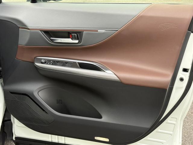 ハリアーハイブリッド Ｇ　１オーナー★禁煙車★８型ナビ★バックカメラ★ＥＴＣ２．０★ＡｐｐｌｅＣａｒｐｌａｙ＆ａｎｄｒｏｉｄａｕｔｏ対応★ハーフレザーシート★運転席パワーシート★ミラー内臓前後ドラレコ★ハイブリッド車★ＵＳＢ（45枚目）