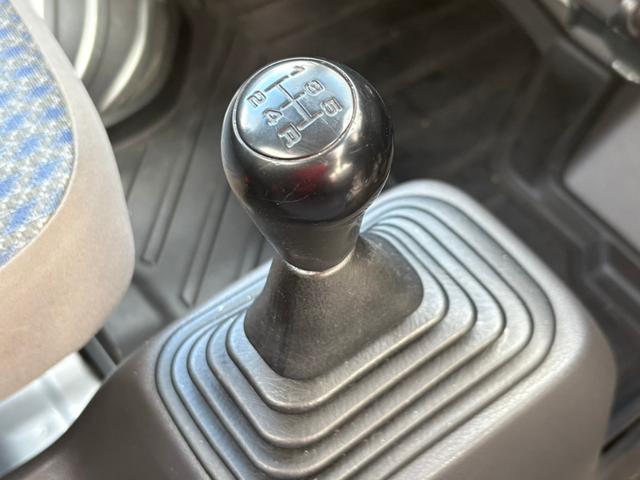 アクティトラック ＳＤＸ　２ＷＤ★５ＭＴ★キーレス★パワーウィンドウ★パワステ★エアコン★スタンダード鳥居★荷台マット（11枚目）