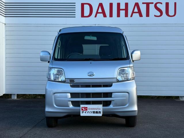 ハイゼットカーゴ クルーズ　１オーナー★禁煙車★キーレス★ＳＤナビ★ＣＤ／ＤＶＤ再生★Ｂｌｕｅｔｏｏｔｈ接続★パワーウィンドウ★エアコン★パワステ★リア２分割シート★電動格納ミラー★（2枚目）