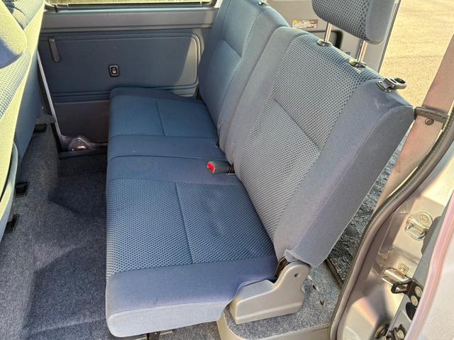 ハイゼットカーゴ クルーズ　１オーナー★禁煙車★キーレス★ＳＤナビ★ＣＤ／ＤＶＤ再生★Ｂｌｕｅｔｏｏｔｈ接続★パワーウィンドウ★エアコン★パワステ★リア２分割シート★電動格納ミラー★（30枚目）