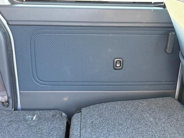 ハイゼットカーゴ クルーズ　１オーナー★禁煙車★キーレス★ＳＤナビ★ＣＤ／ＤＶＤ再生★Ｂｌｕｅｔｏｏｔｈ接続★パワーウィンドウ★エアコン★パワステ★リア２分割シート★電動格納ミラー★（42枚目）