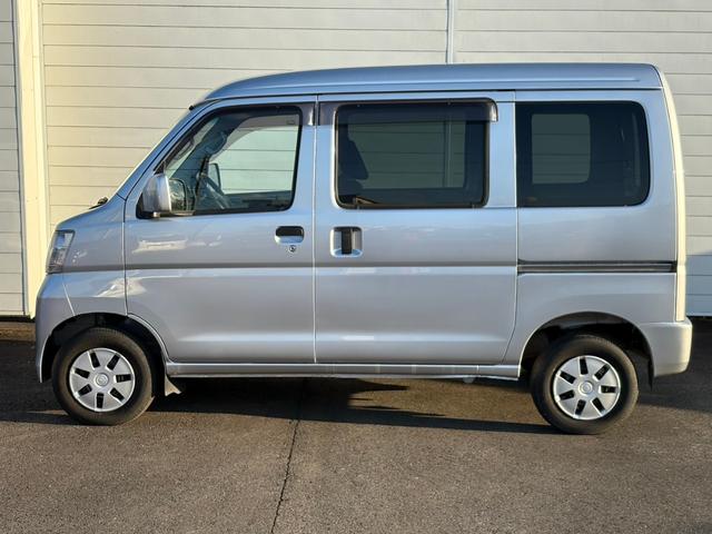 ハイゼットカーゴ クルーズ　１オーナー★禁煙車★キーレス★ＳＤナビ★ＣＤ／ＤＶＤ再生★Ｂｌｕｅｔｏｏｔｈ接続★パワーウィンドウ★エアコン★パワステ★リア２分割シート★電動格納ミラー★（49枚目）
