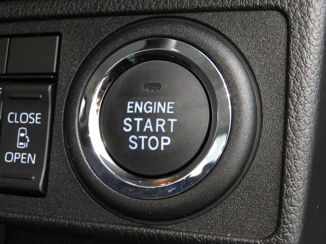 エンジンの始動・停止はワンタッチのプッシュボタン式。鍵を取り出す手間がなく、スマートに操作できます。