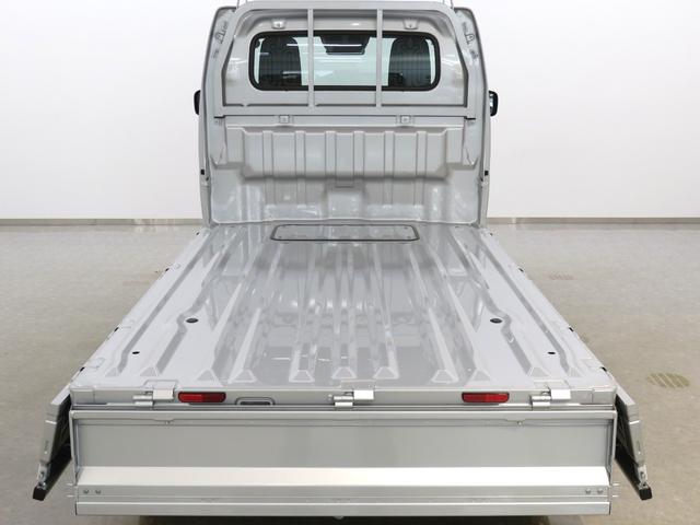 キャリイトラック ＫＣエアコン・パワステ　届出済未使用車　２ＷＤ　４速オートマチック（31枚目）