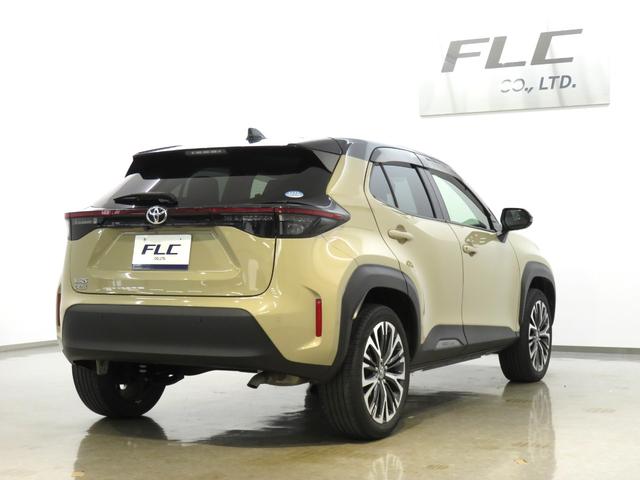 ヤリスクロス Ｚ　メーカー純正マルチメディア・ワンオーナー（3枚目）