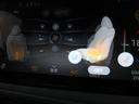運転席・助手席にはシートヒーター機能が内蔵されています。暖房が効いてくる前に暖かくなる嬉しい装備です。