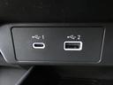 USB電源ソケット(Type-A/Type-C)を備えています。
