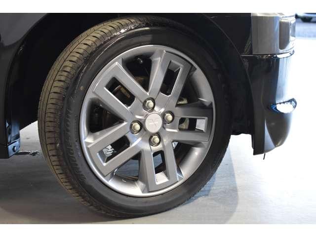 デリカミニ G プレミアム 弊社FCレンタカー Mナビ TV マイパイロット LED Aクルコン シートヒーター ETC ベンチシート エアコン コーナーセンサー パワステ アルミホイール キーレスエントリー エアバッグ ABS(20枚目)