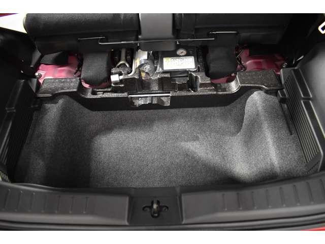 eKクロス T Mナビ 全方位カメラ 衝突被害軽減ブレーキ 前後ソナー 前席シートヒーター ナビTV インテリキー ターボ 盗難防止装置 Bカメラ ベンチシート ABS カーテンエアバック オートエアコン キーフリー(15枚目)