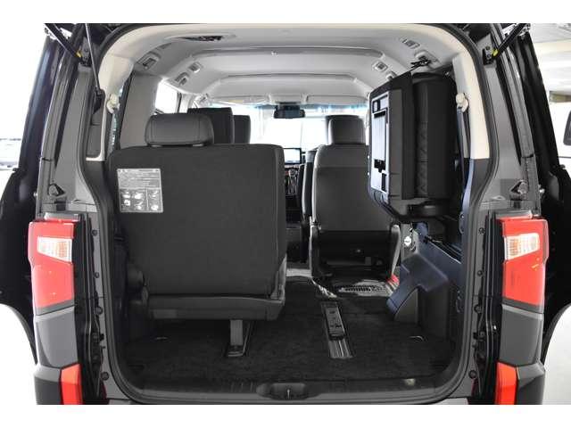 デリカD:5 ブラックエディション 弊社社有車 Mナビ TV Bカメラ 左右パワスラ オートクルーズコントロール 両側自動スライドドア パワーバックゲート LEDヘッドランプ 4WD 電動シート スマートキー シートヒーター(16枚目)