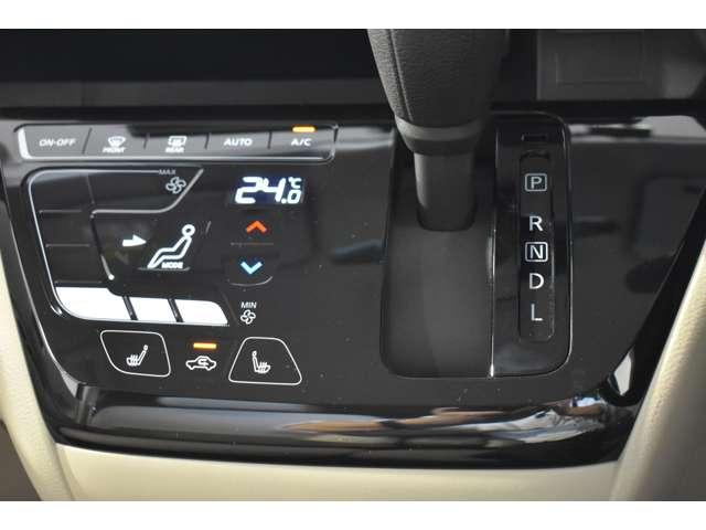 eKスペース G FCレンタカー Mナビ TV Bカメラ(ミラー) フルオートエアコン サイドカーテンエアバック コーナーセンサー フルセグTV シートヒーター ETC インテリキー アイドリングストップ 盗難防止装置(11枚目)