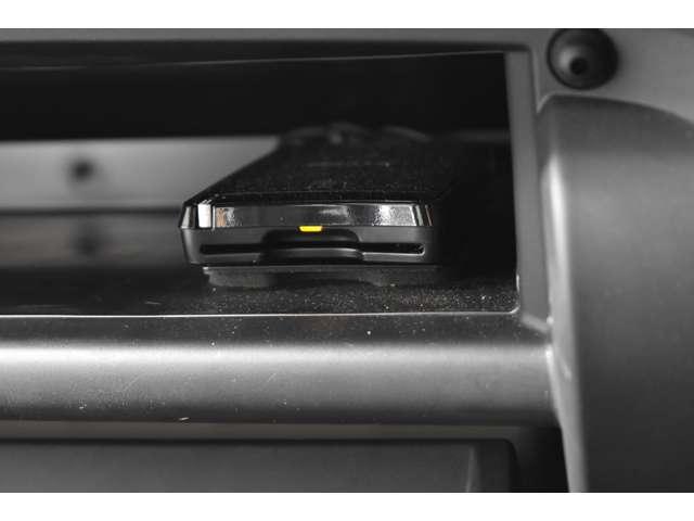 エクリプスクロスPHEV P スマホ連携ナビTV 全方位カメラ AC100V電源 360度カメラ 地デジ ABS LEDランプ クルコン バックカメラ ソナー 寒冷地仕様車 ETC 4WD ナビTV 盗難防止 フルオートエアコン(7枚目)