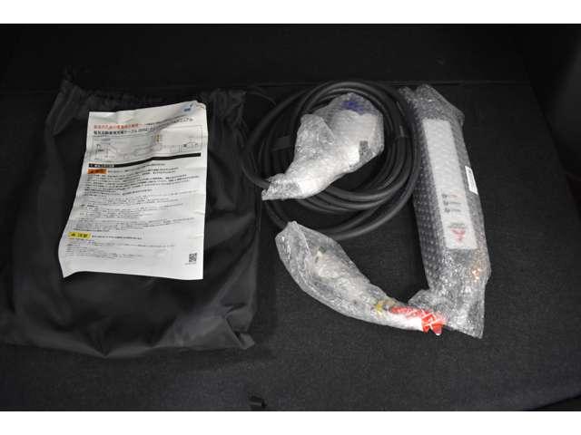 エクリプスクロスPHEV P スマホ連携ナビTV 全方位カメラ AC100V電源 360度カメラ 地デジ ABS LEDランプ クルコン バックカメラ ソナー 寒冷地仕様車 ETC 4WD ナビTV 盗難防止 フルオートエアコン(9枚目)