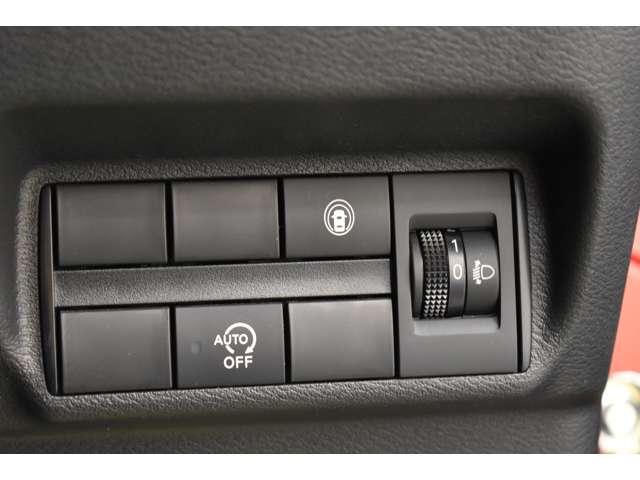 eKクロス G Mナビ TV デジタルミラー 衝突被害軽減 アラウンドビューカメラ エアバッグ アイスト Sヒーター LED スマートキー クリアランスソナー フルセグTV オートエアコン メモリーナビ ナビTV(13枚目)