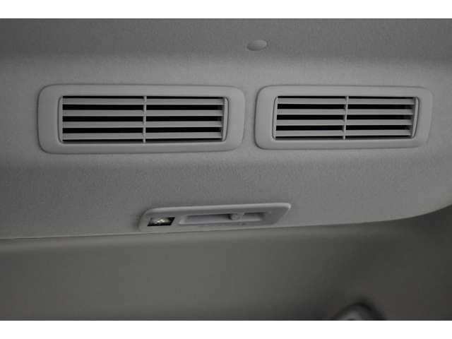 デリカミニ Ｔ　プレミアム　弊社社有車　Ｍナビ　ＴＶ　マイパイロット　衝突軽減装置　ターボエンジン　ナビＴＶ　寒冷地　パワステ　フルタイム４ＷＤ　エアバッグ　ＬＥＤヘッド　ＥＳＣ　サイドカメラ　クルコン　インテリキー　キーフリー（13枚目）