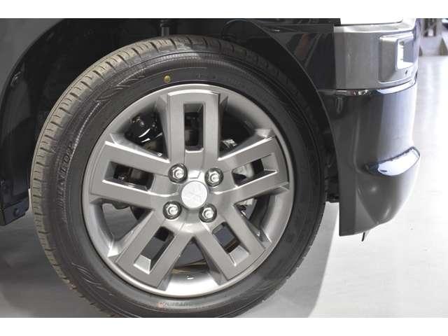 デリカミニ Ｔ　プレミアム　弊社社有車　Ｍナビ　ＴＶ　マイパイロット　衝突軽減装置　ターボエンジン　ナビＴＶ　寒冷地　パワステ　フルタイム４ＷＤ　エアバッグ　ＬＥＤヘッド　ＥＳＣ　サイドカメラ　クルコン　インテリキー　キーフリー（20枚目）