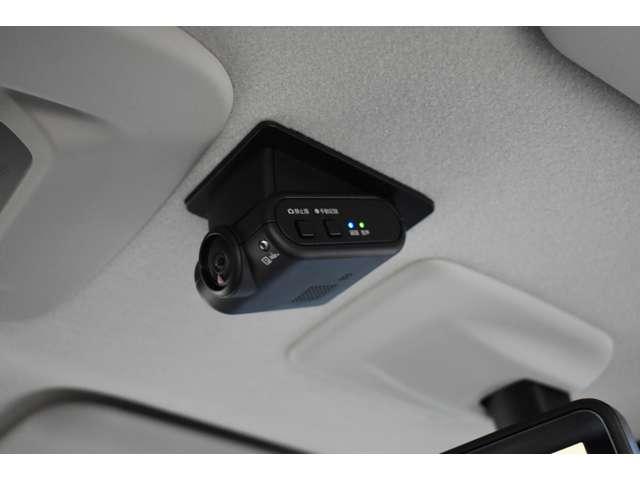 デリカミニ Ｇ　プレミアム　弊社ＦＣレンタカー　Ｍナビ　ＴＶ　マイパイロット　ＬＥＤ　Ａクルコン　シートヒーター　ＥＴＣ　ベンチシート　エアコン　コーナーセンサー　パワステ　アルミホイール　キーレスエントリー　エアバッグ　ＡＢＳ（7枚目）