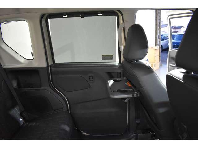 デリカミニ Ｇ　プレミアム　弊社ＦＣレンタカー　Ｍナビ　ＴＶ　マイパイロット　ＬＥＤ　Ａクルコン　シートヒーター　ＥＴＣ　ベンチシート　エアコン　コーナーセンサー　パワステ　アルミホイール　キーレスエントリー　エアバッグ　ＡＢＳ（14枚目）