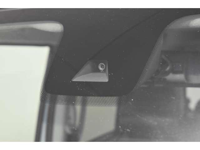 デリカミニ Ｇ　プレミアム　弊社社有車　Ｍナビ　ＴＶ　マイパイロット　バックモニター　サイドカメラ　フロントカメラ　ＬＥＤヘッドライト　４ＷＤ　クルーズコントロール　アルミホイール　シートヒーター　スマートキー　オートエアコン（6枚目）