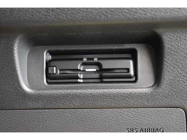 デリカミニ Ｇ　プレミアム　弊社ＦＣレンタカー　Ｍナビ　ＴＶ　マイパイロット　ＬＥＤ　Ａクルコン　シートヒーター　ＥＴＣ　ベンチシート　エアコン　コーナーセンサー　パワステ　アルミホイール　キーレスエントリー　エアバッグ　ＡＢＳ（9枚目）