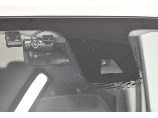 デリカミニ Ｔ　プレミアム　車歴レンタ　マイパイロット　前後ドラレコ　ＥＴＣ車載器　フルセグＴＶ　ＬＥＤランプ　クルコン　キーレスエントリー　ＡＢＳ　エアバッグ　パワステ　ベンチシート　オートエアコン　ターボ車　フロントカメラ（6枚目）