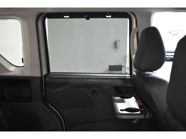 デリカミニ Ｔ　プレミアム　車歴レンタ　マイパイロット　前後ドラレコ　ＥＴＣ車載器　フルセグＴＶ　ＬＥＤランプ　クルコン　キーレスエントリー　ＡＢＳ　エアバッグ　パワステ　ベンチシート　オートエアコン　ターボ車　フロントカメラ（14枚目）