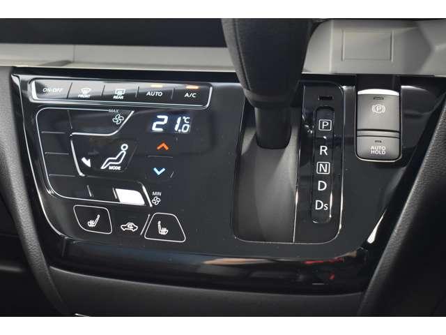 デリカミニ Ｔ　プレミアム　弊社社有車　Ｍナビ　ＴＶ　マイパイロット　フルセグＴＶ　ＬＥＤランプ　クルコン　キーレスエントリー　ＡＢＳ　エアバッグ　パワステ　ベンチシート　オートエアコン　ターボ車　フロントカメラ　バックカメラ（10枚目）